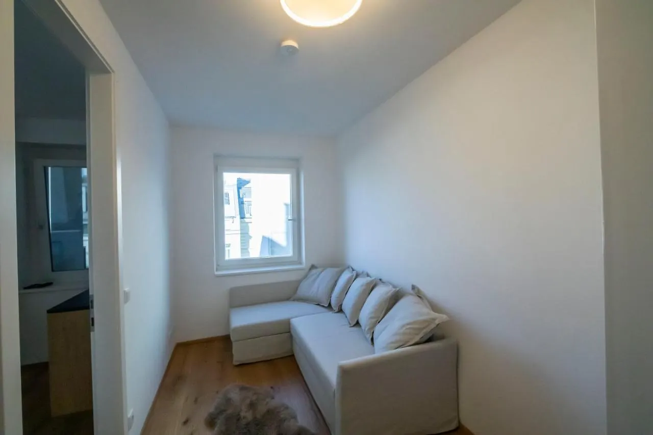 Apartamento Moderne Trifft Tradition Im Herzen Wiens Austria